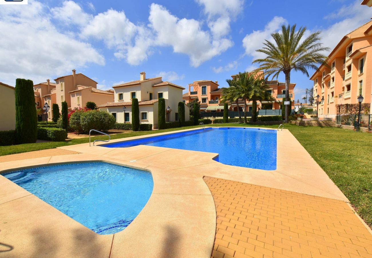 Apartamento en Javea / Xàbia - Piso en Javea terraza cubierta piscina puerto de Javea a 500m