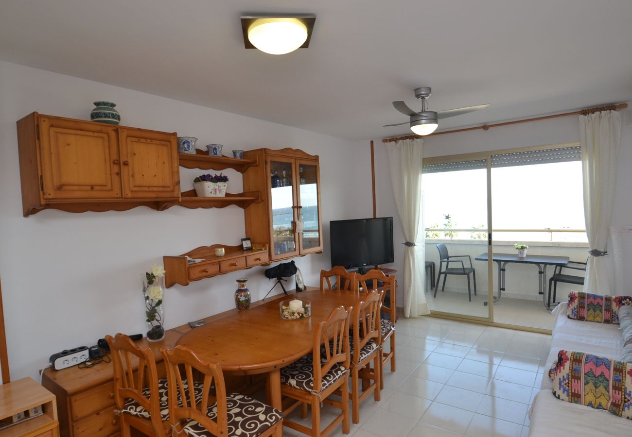 Apartamento en La Pineda - Paradise Park 2:Terrazas vista mar-Playa La Pineda-Piscina-A/C,parking gratis