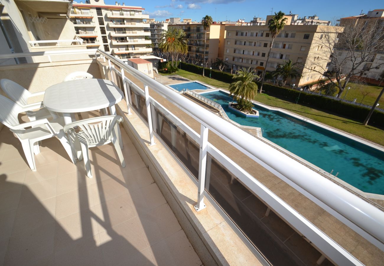 Apartamento en La Pineda - Aguamarina 4:Gran piscina y jardín-300m playa y centro La Pineda-Wifi y ropa incluidos