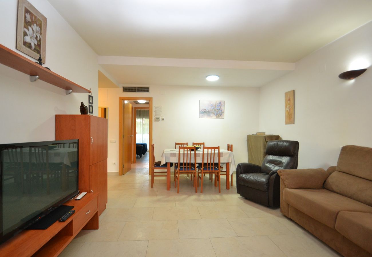 Apartamento en Salou - Aquaria 3:Cerca playa,centro Salou-Piscina interior,exterior-Sauna,Jacuzzi-A/C,wifi,parking,ropa gratis