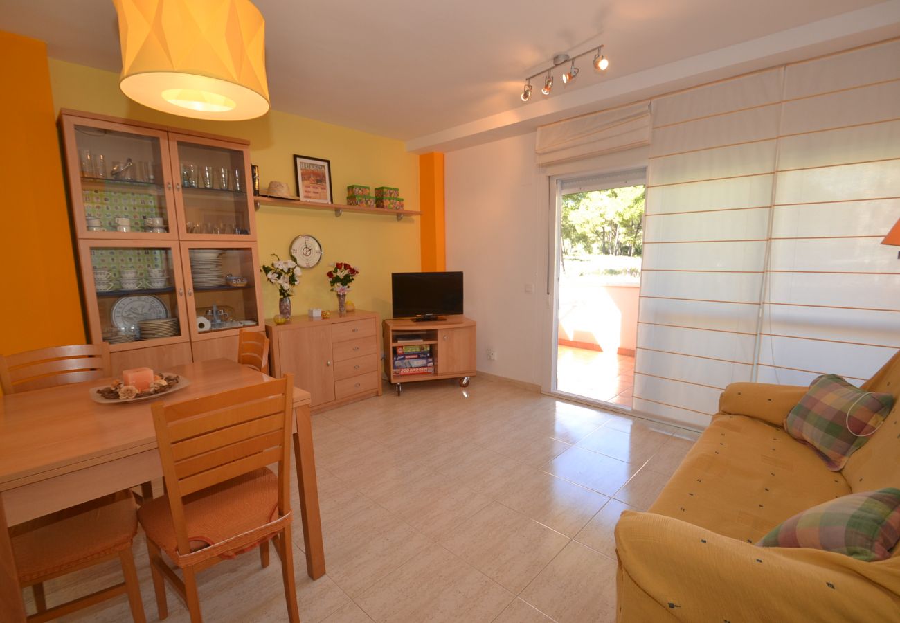 Apartamento en Salou - Montserrada 3: 450m Playa La Pineda-Vista Piscina-Wifi,parking,A/C,ropa gratis