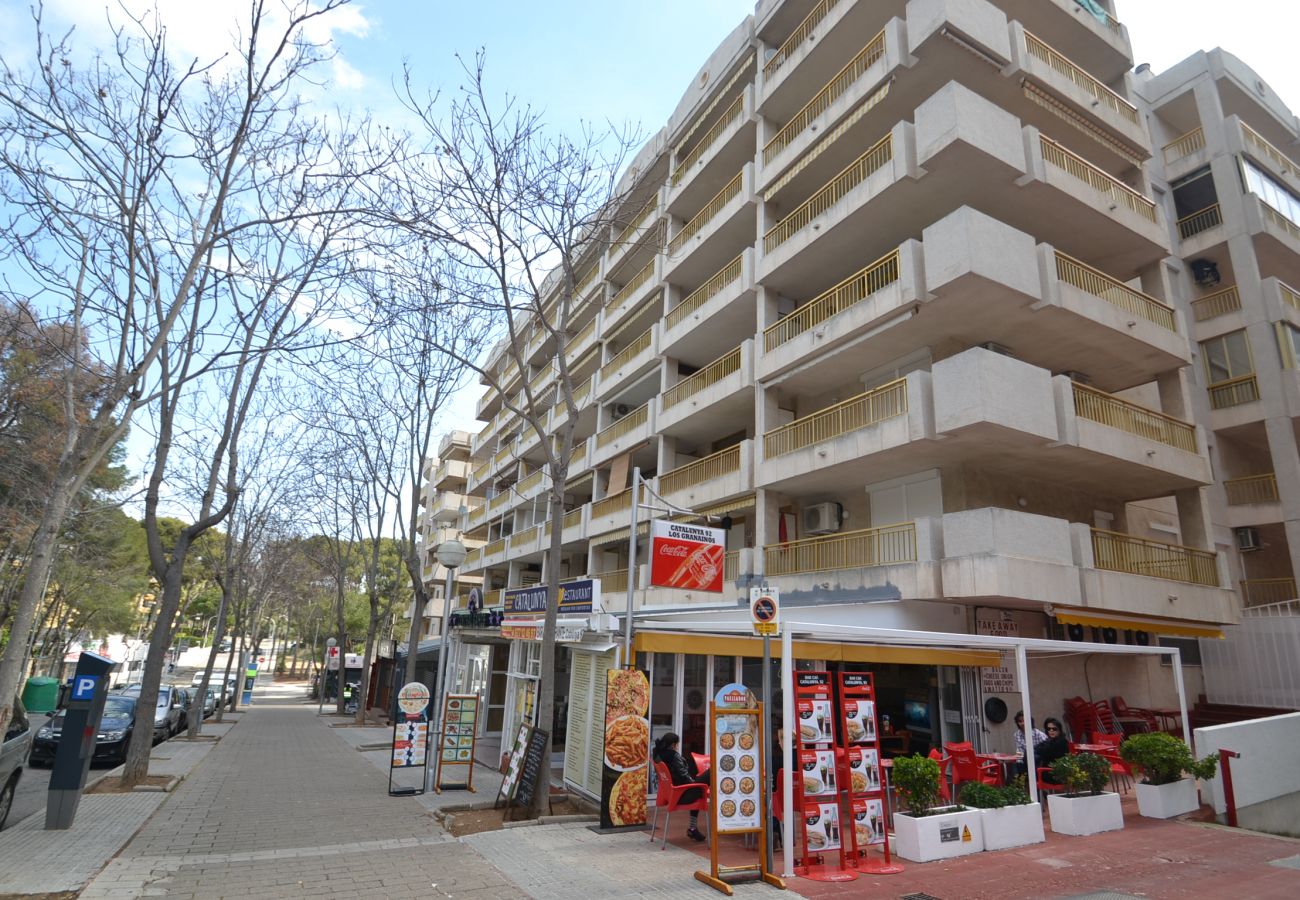 Apartamento en Salou - Catalunya 44: Gran terraza-Cerca playa-Piscinas,deportes,parque-Wifi,ropa gratis-Centro turistíco Salou