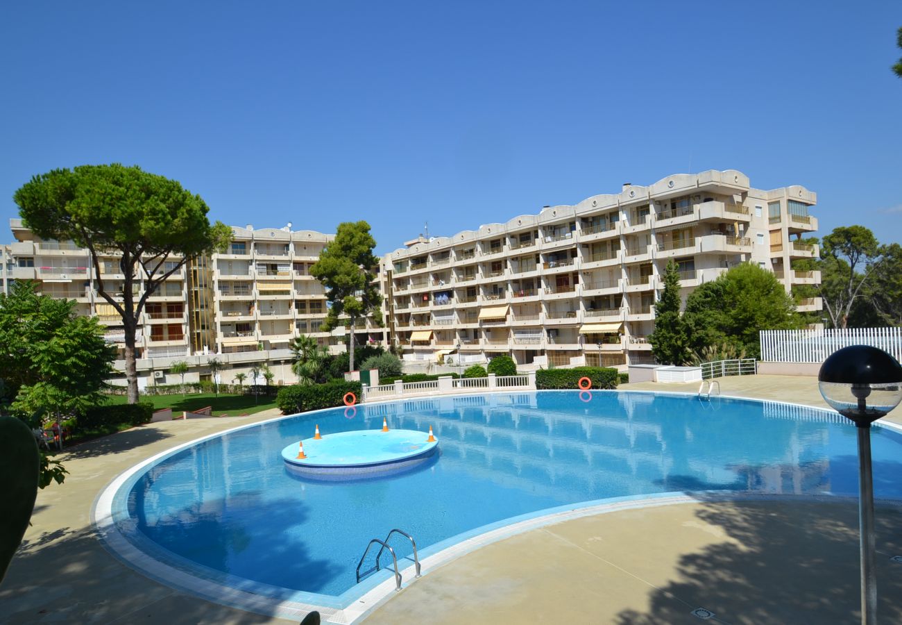 Apartamento en Salou - Catalunya 44: Gran terraza-Cerca playa-Piscinas,deportes,parque-Wifi,ropa gratis-Centro turistíco Salou