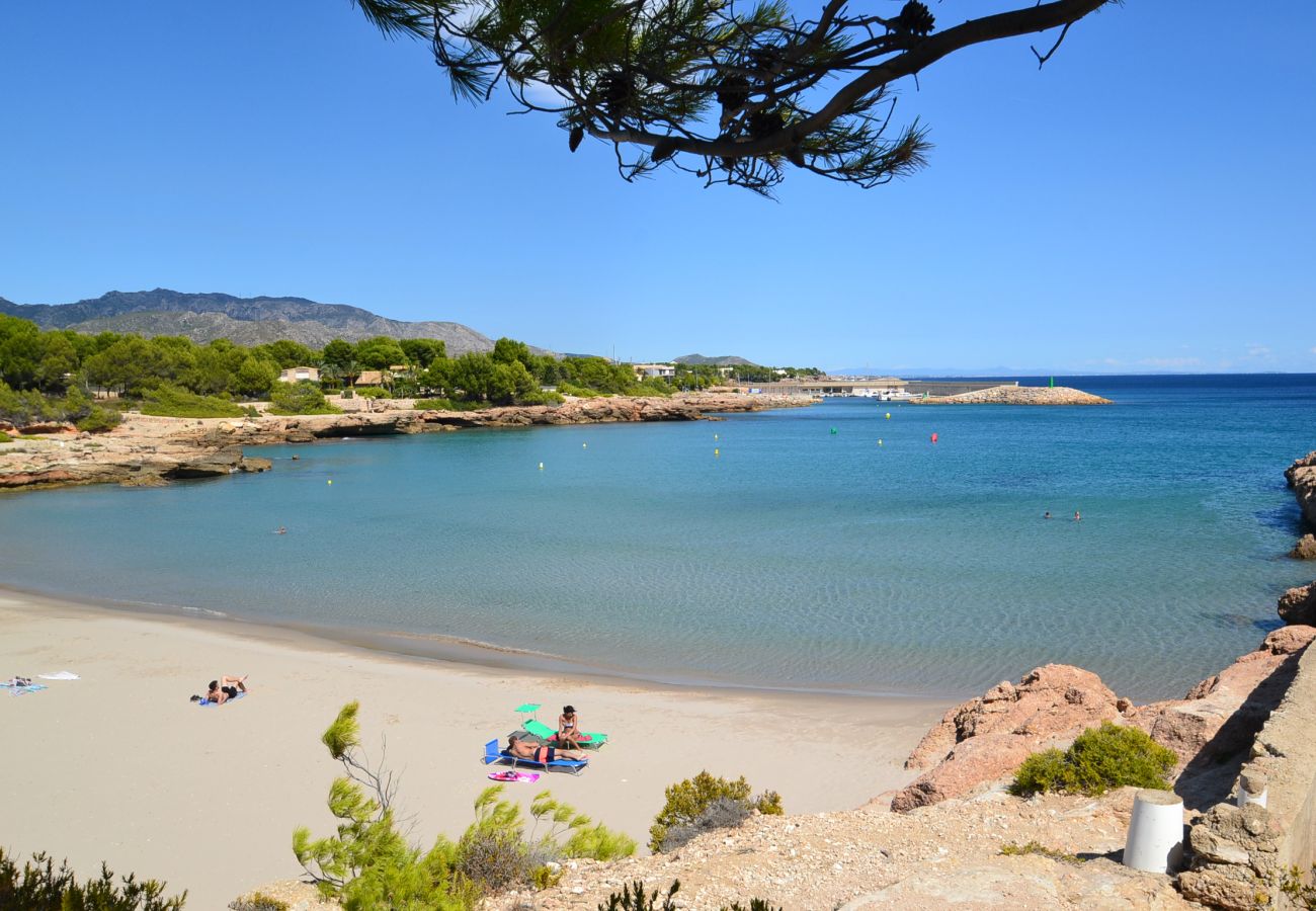 Villa en Ametlla de Mar - Villa 3 Calas 3:Piscina privada-Cerca playas-Wifi gratis