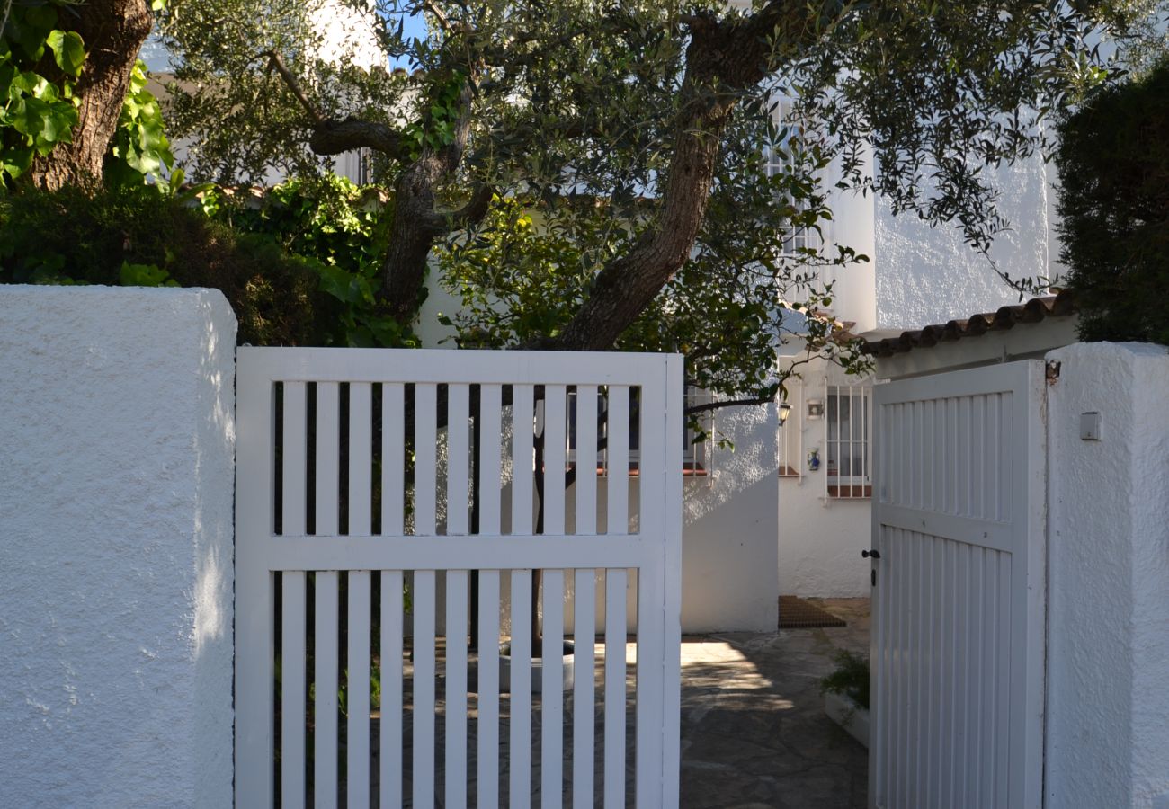 Villa en Cambrils - Vilagnes:Jardin privado-Gran Piscina-Cerca playa Vilafortuny-Aire y wifi incluidos
