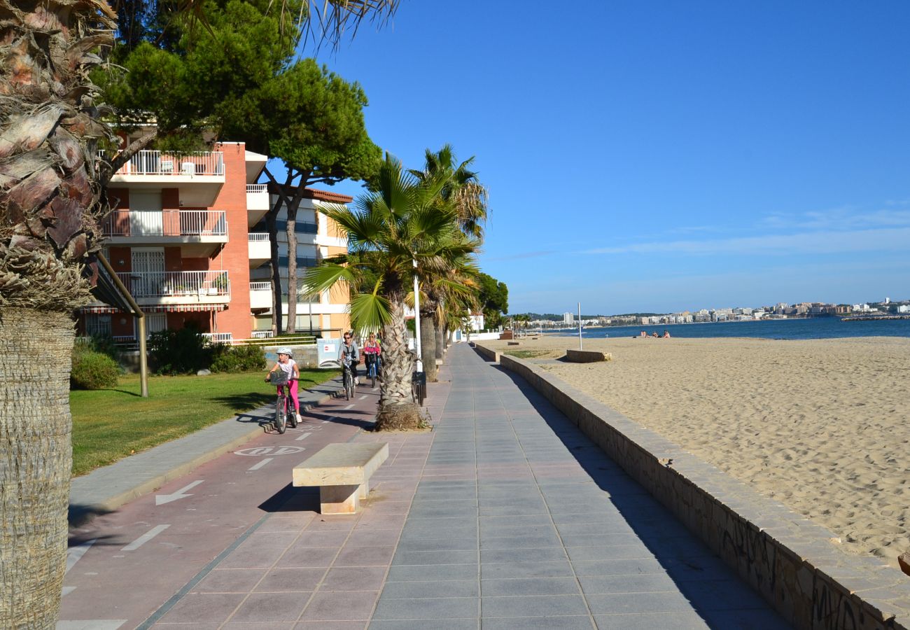 Apartamento en Cambrils - Neucent:2Terrazas-Piscinas-Cerca playa Cambrils-Parking,satélite gratis