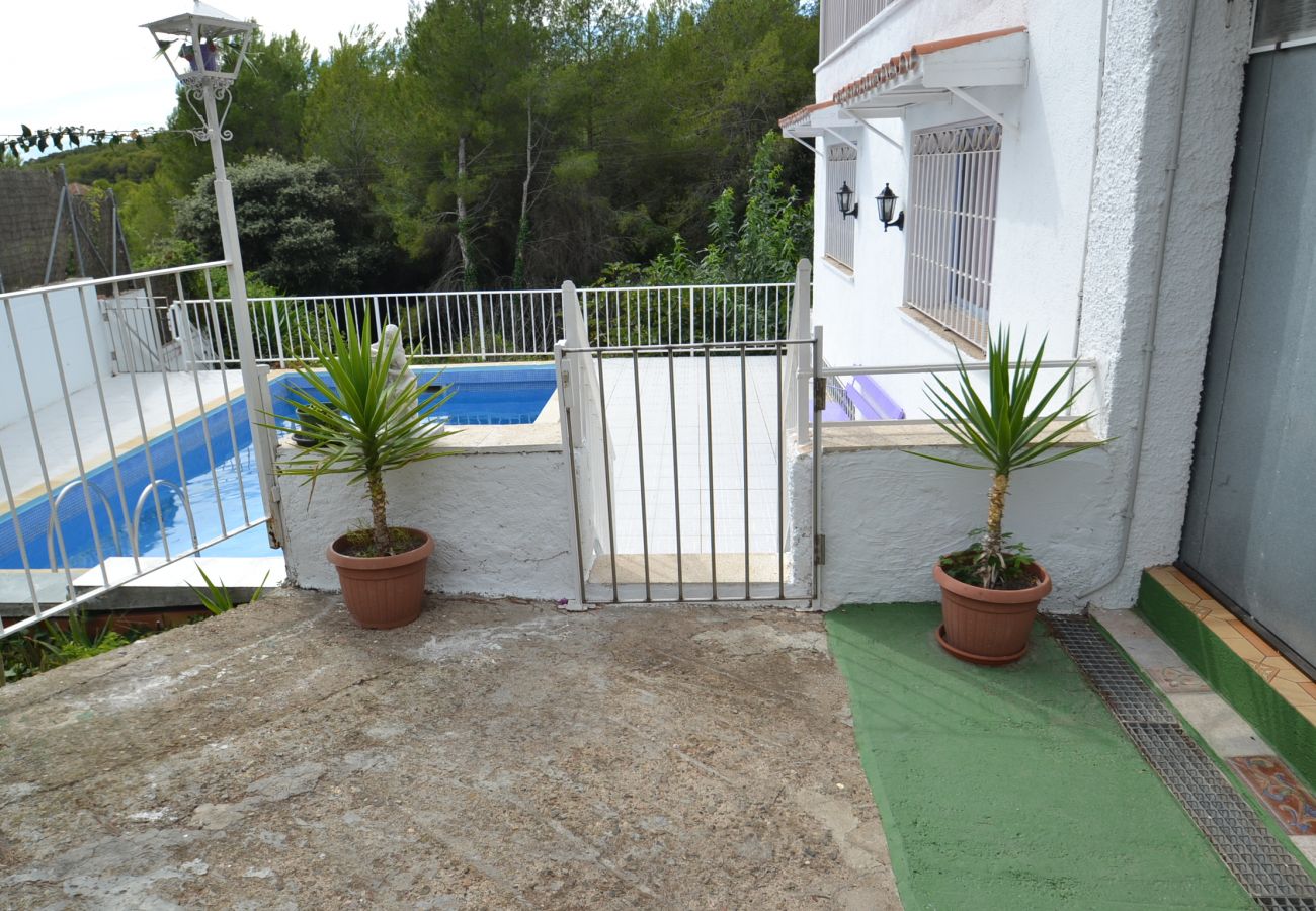 Villa en Tarragona - Villa Pedro:Piscina privada-Cerca playas-Wifi,A/C,Ropa gratis