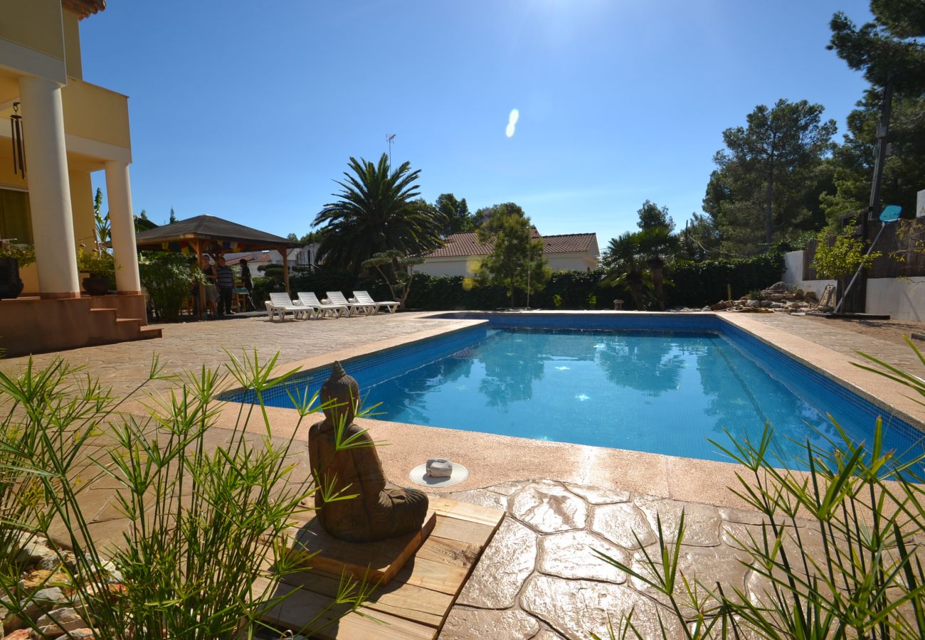 Villa en Ametlla de Mar - Villa Ametlla 9:Gran piscina privada con terraza y barbacoa-4Hab-Wifi-1.5km playas Las 3 Calas