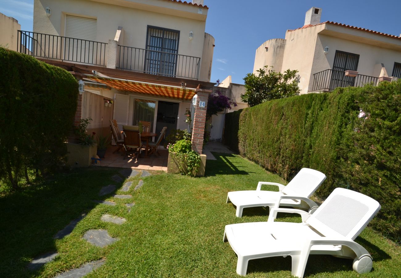 Villa en Ametlla de Mar - Villa 3 Calas 14:Jardin privado-Cerca playas Las Tres Calas-Piscina-Wifi gratis