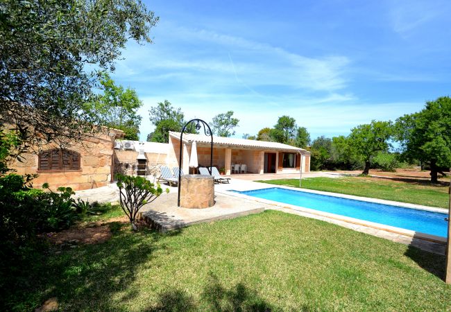 Finca en Alcúdia - Els Olivers 138 finca rústica con piscina privada, aire acondicionado, terraza y barbacoa