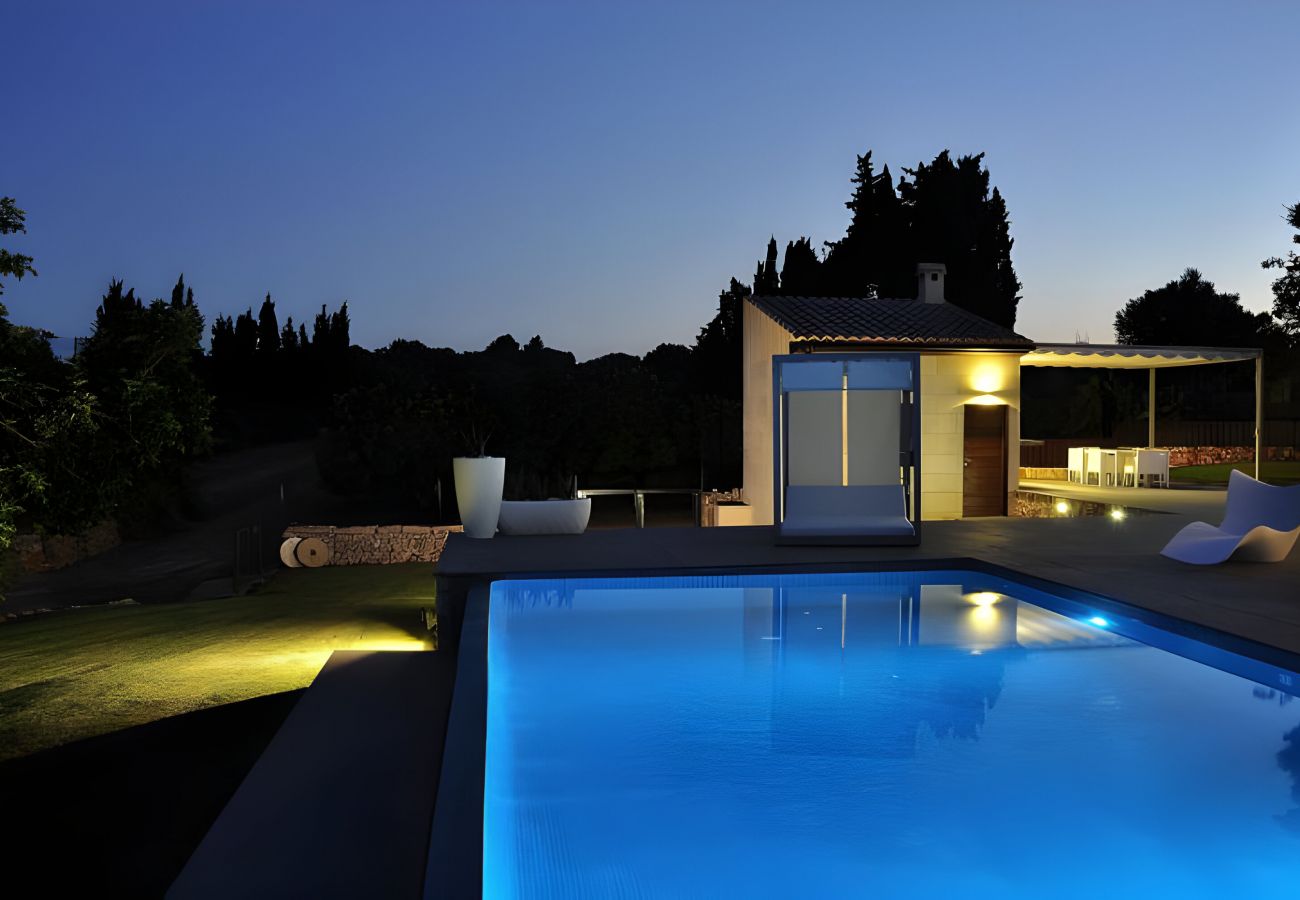 Finca en Llubi - Son Calet 156 moderna villa con piscina privada, jardín, zona barbacoa y aire acondicionado