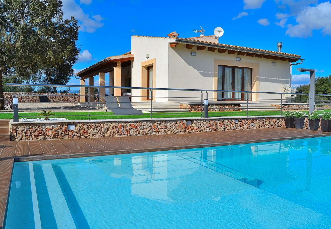 Finca en Muro - Son Butxaquí moderna villa con piscina con vistas al campo 215