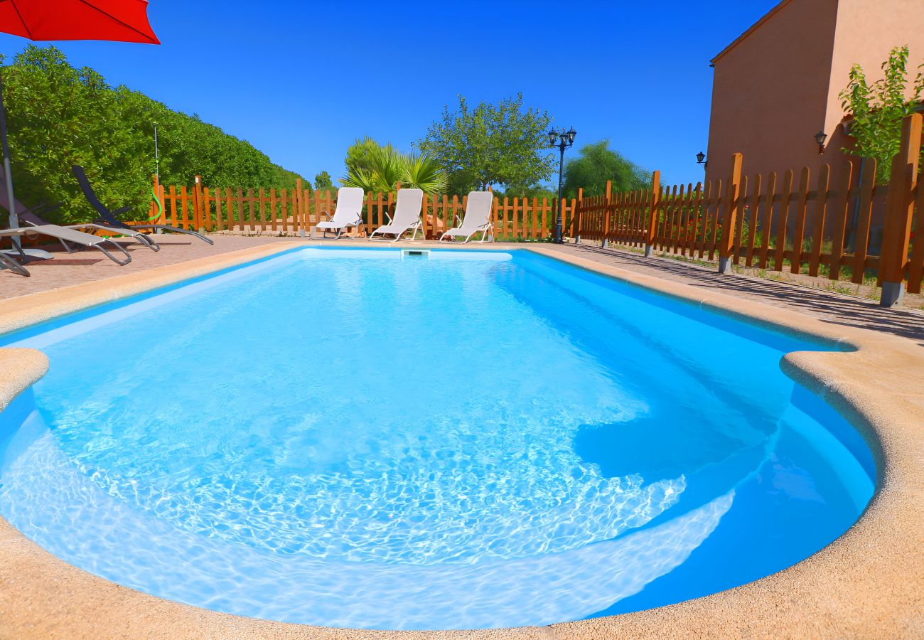 Tranquilidad, terraza, piscina, sol, vacaciones