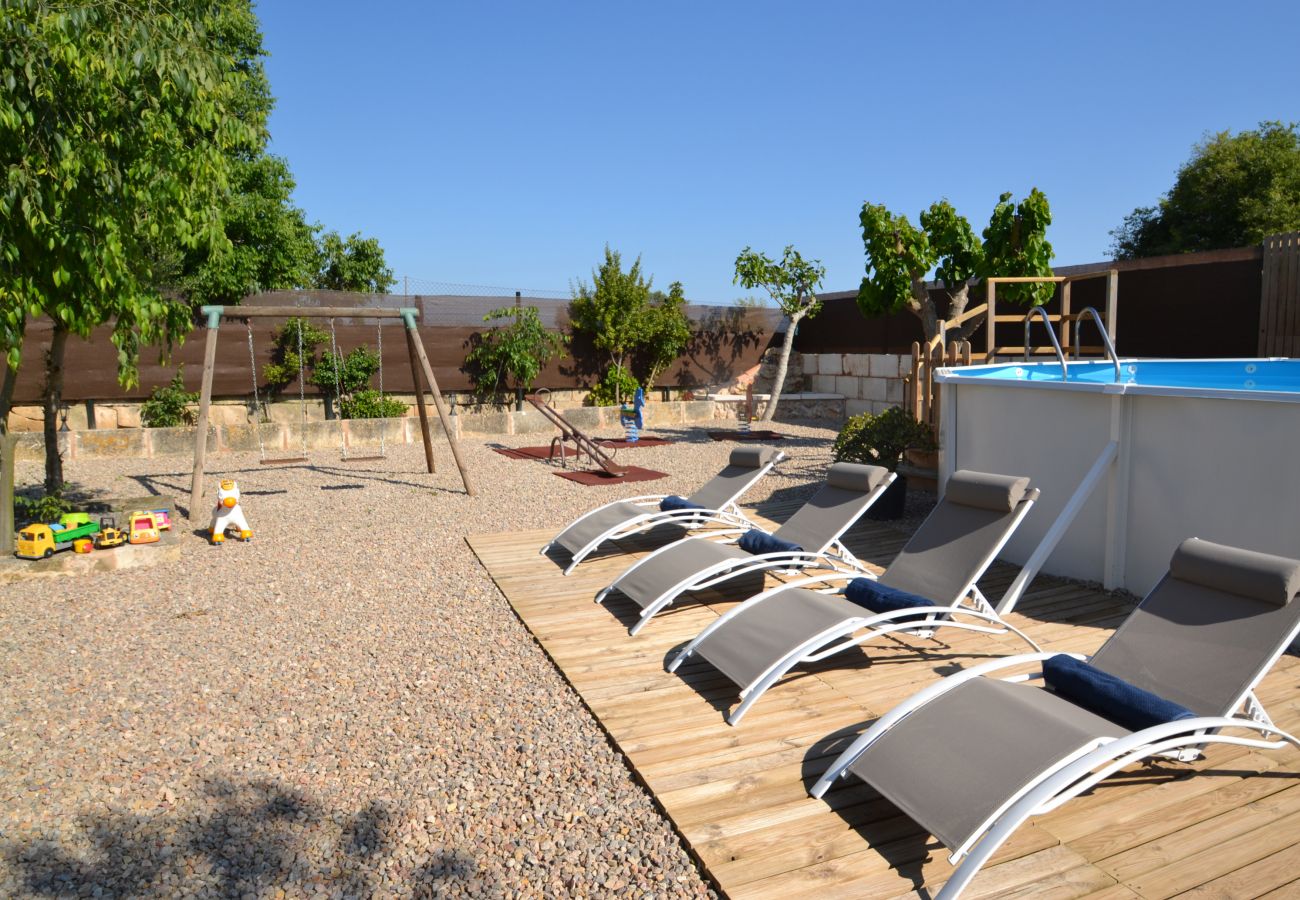 Casa rural en Santa Margalida - Es Rafal des Turó maravillosa finca con piscina privada, zona infantil, aire acondicionado y terraza