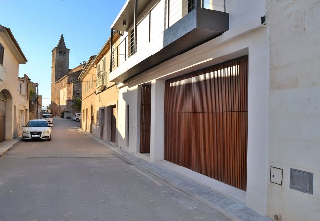 Casa en Buger - Montblau 049 exclusiva villa con piscina privada, jacuzzi, barbacoa y aire acondicionado