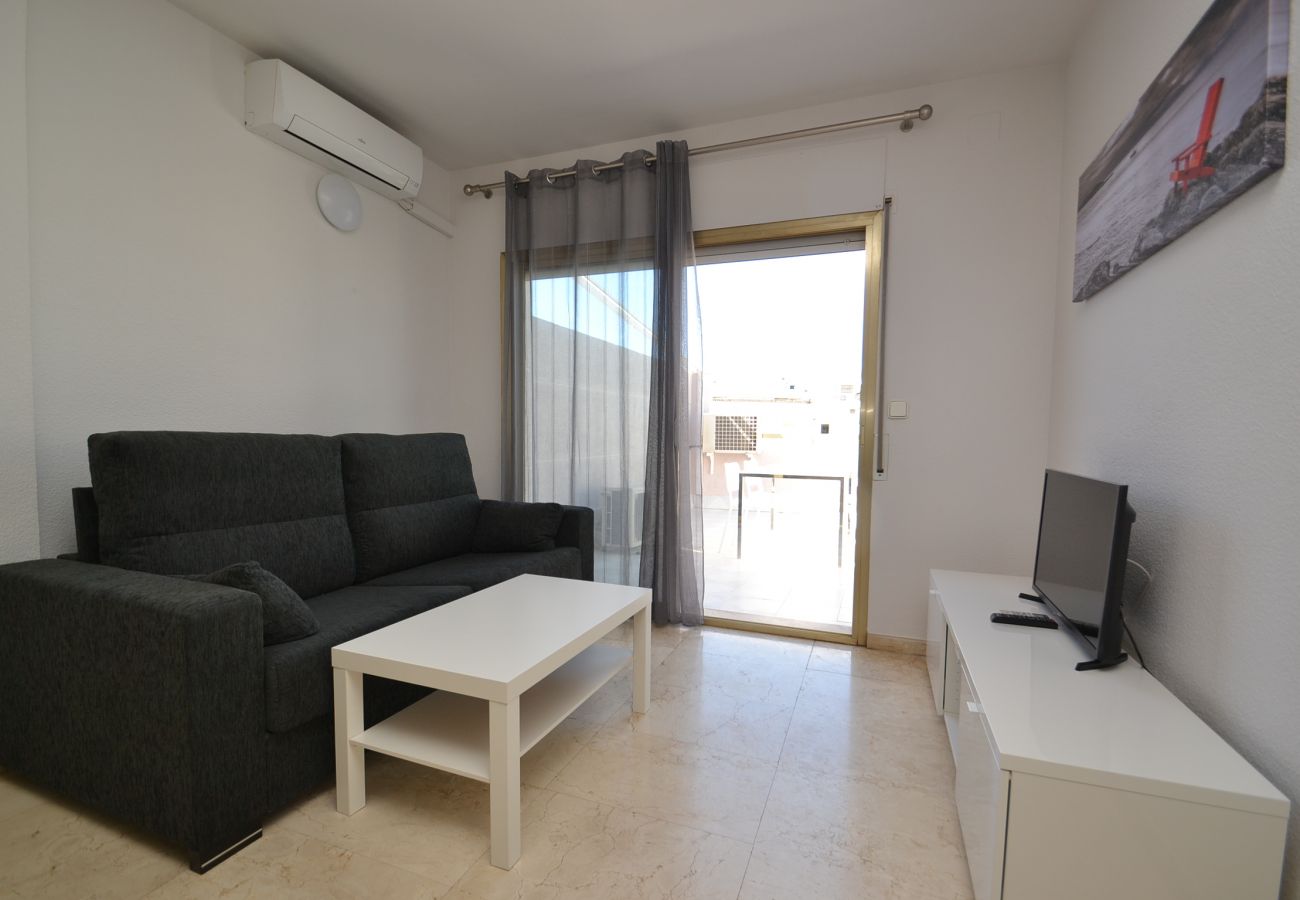 Apartamento en Salou - Michelangelo 2:Atico-Cerca Playa y Paseo Marítimo Salou-Piscina-A/C,wifi,ropa incluidos
