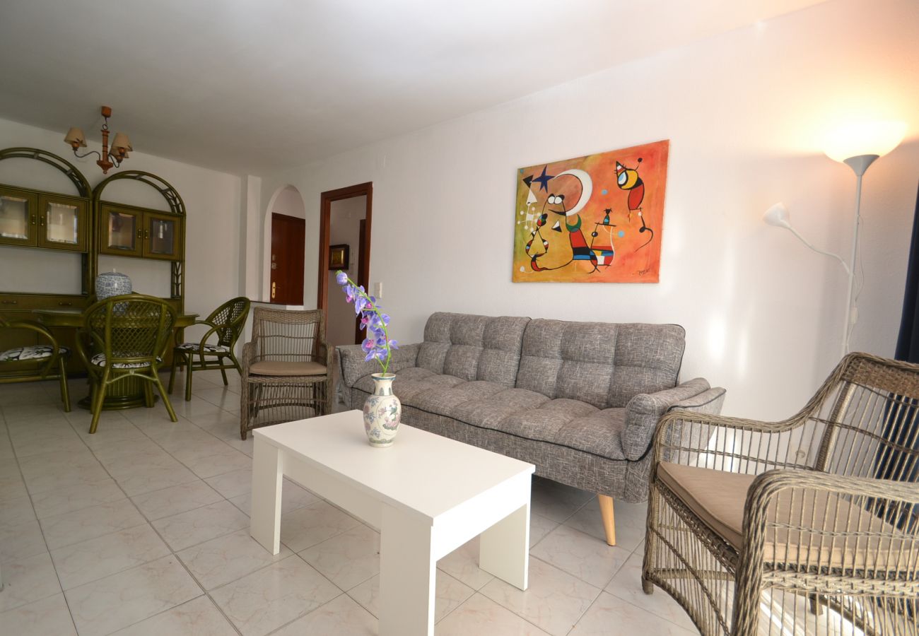 Apartamento en Salou - Sevilla 6:Cerca playa,centro Salou-3Piscinas-A/C,Wifi,Parking,Ropa gratis
