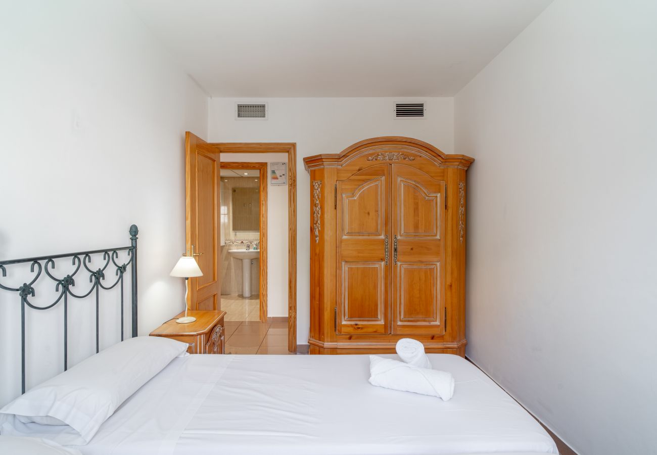 Apartment in Nerja - Apartment on Burriana Beach Nerja with WiFi and Air Conditioning