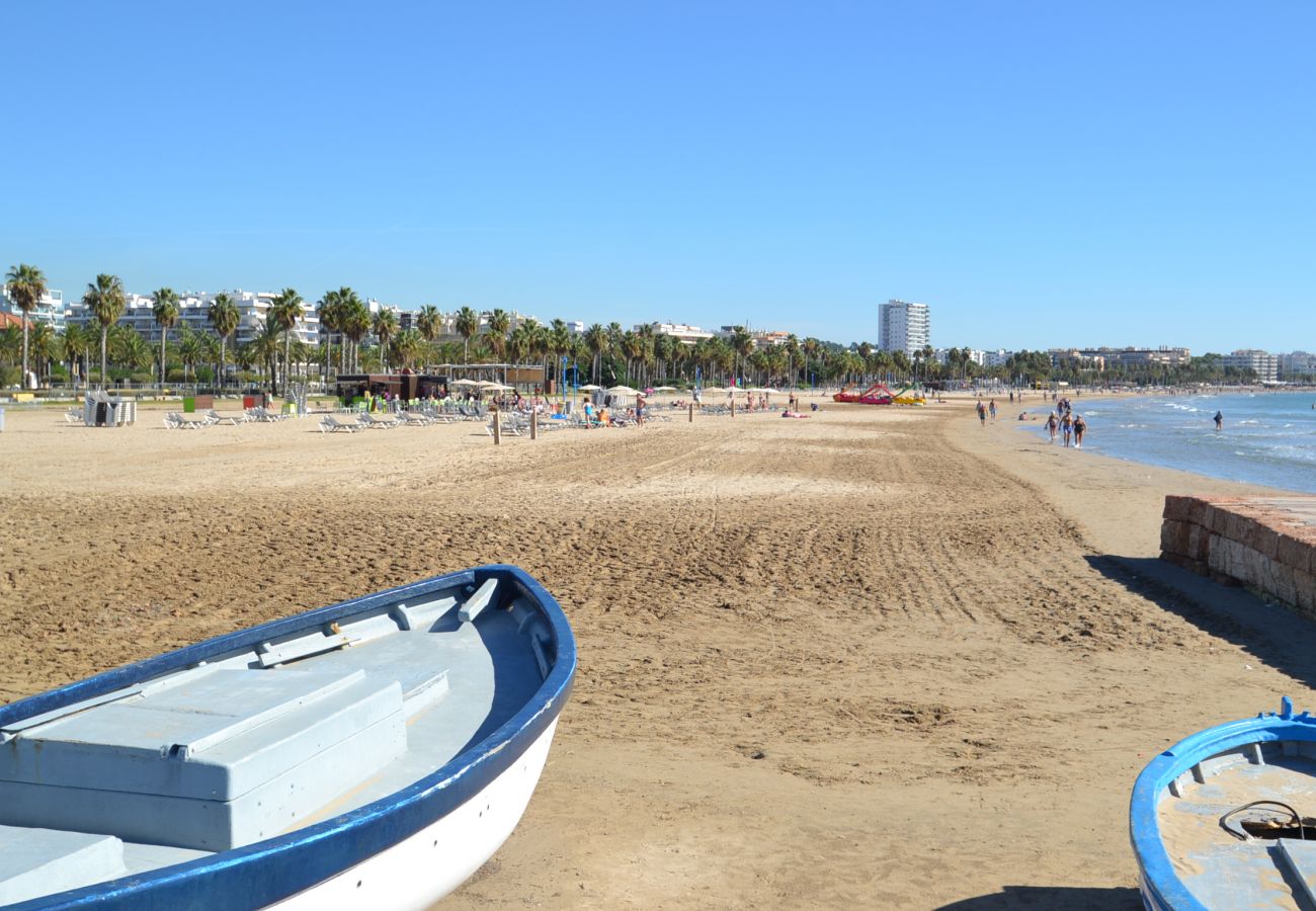 Apartment in Salou - Jaume I:In front of Salou's Beach and Promenade-2 bedrooms-Terrace with sea view