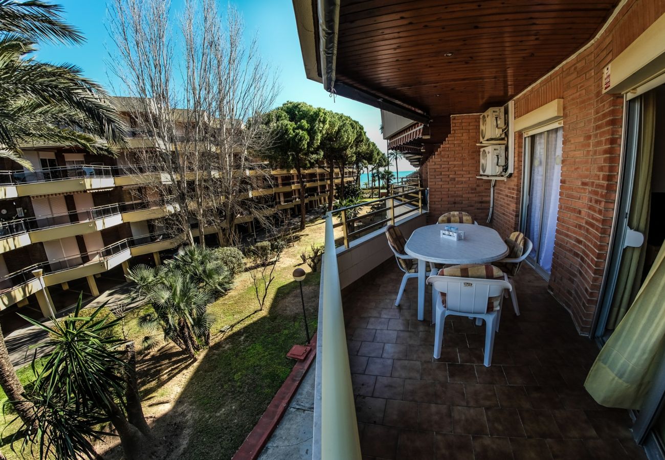Apartment in Cambrils - Solirene T2: Beachfront Cambrils Vilafortuny-Pool-A/C included-2bedrooms