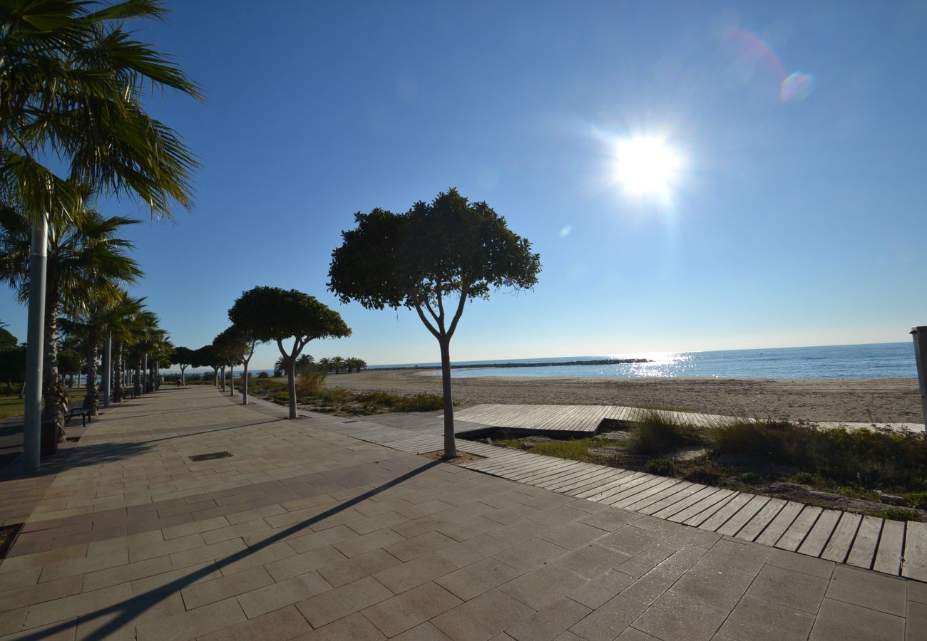 Apartment in Cambrils - Neucent:2Terraces-Pools-Near Cambrils beach-Free parking,satellite