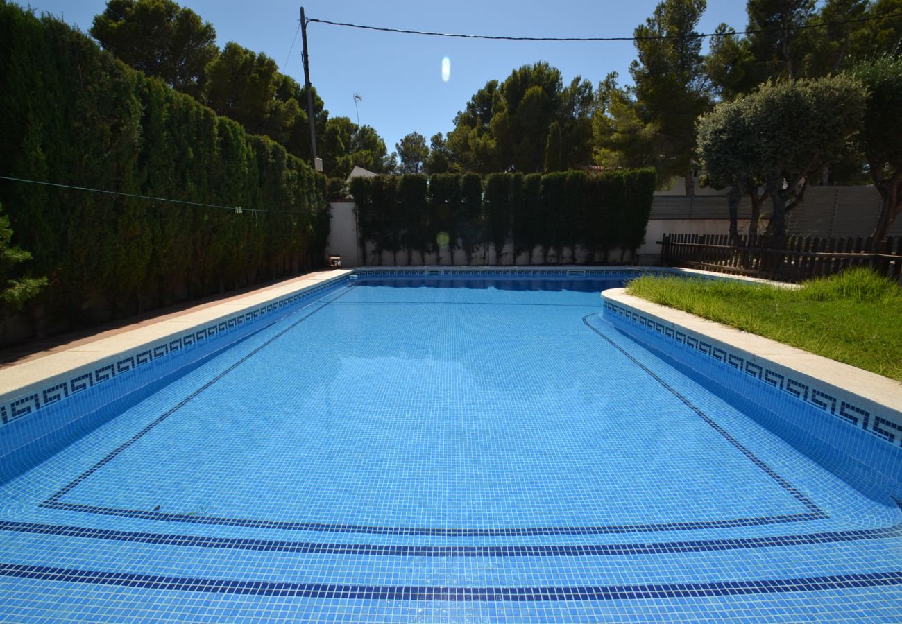 Villa in Ametlla de Mar - Villa Ametlla 6:Private Pool-Near Las 3 Calas beach-Terraces,BBQ-Free Wifi,A/C