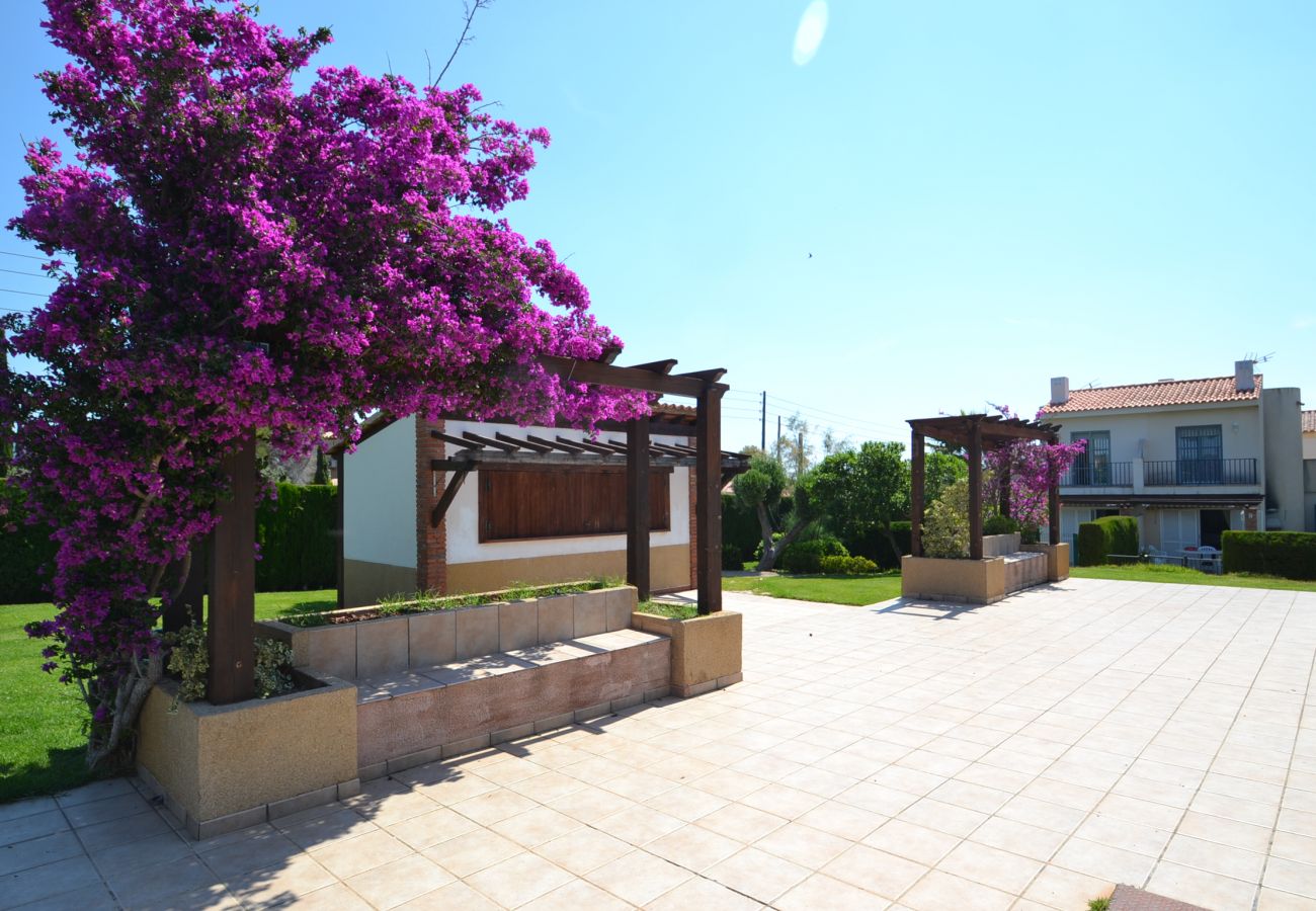 Villa in Ametlla de Mar - Villa 3 Calas 12: Private garden-3 bedooms-Pool-Near Las 3 Calas beaches-Free wifi-A/C