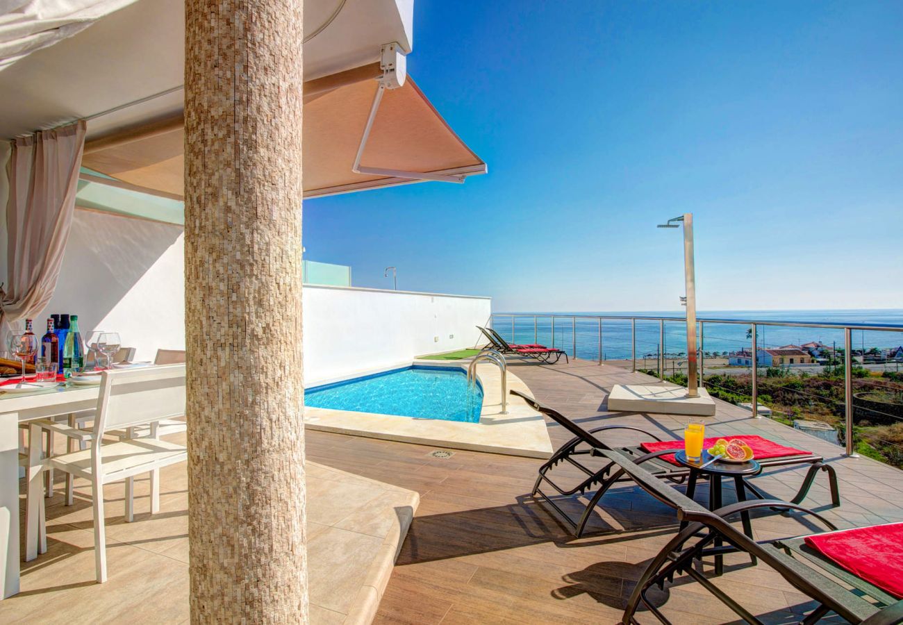 Villa in Torrox Costa - Luxury villa with WiFi and private pool - Las Luisas 1