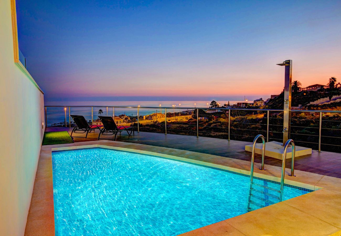 Villa in Torrox Costa - Luxury villa with WiFi and private pool - Las Luisas 1