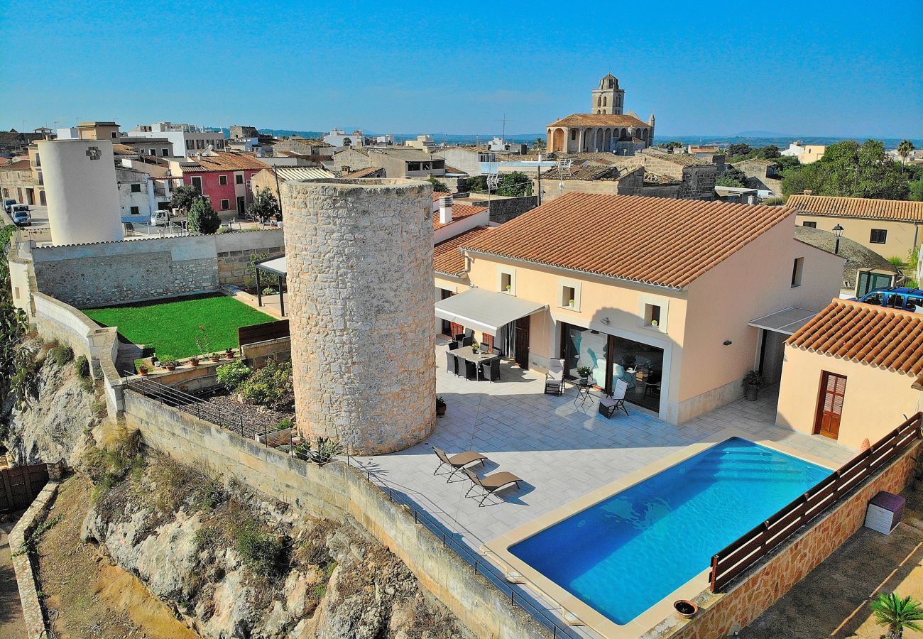 Villa in Muro with sea views and swimming pool