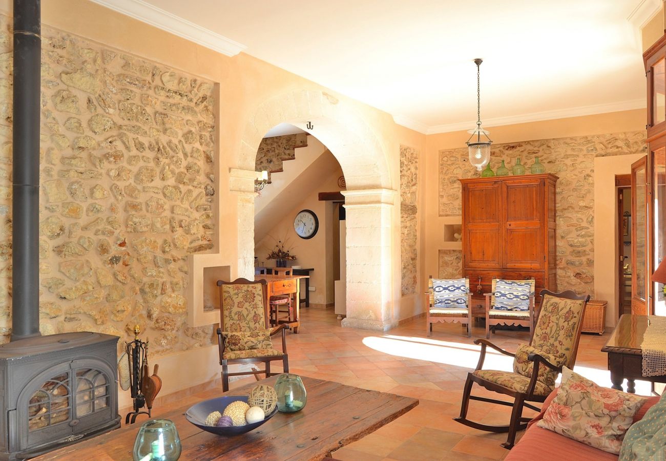 Country house in Llubi - Son Barraquer 047 traditional finca with pool and magnificent garden