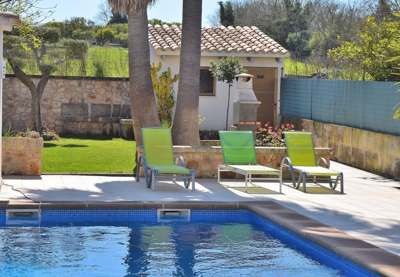 House in Llubi - Desaigüa 167 fantastic villa with private pool, air conditioning, garden, terrace and barbecue