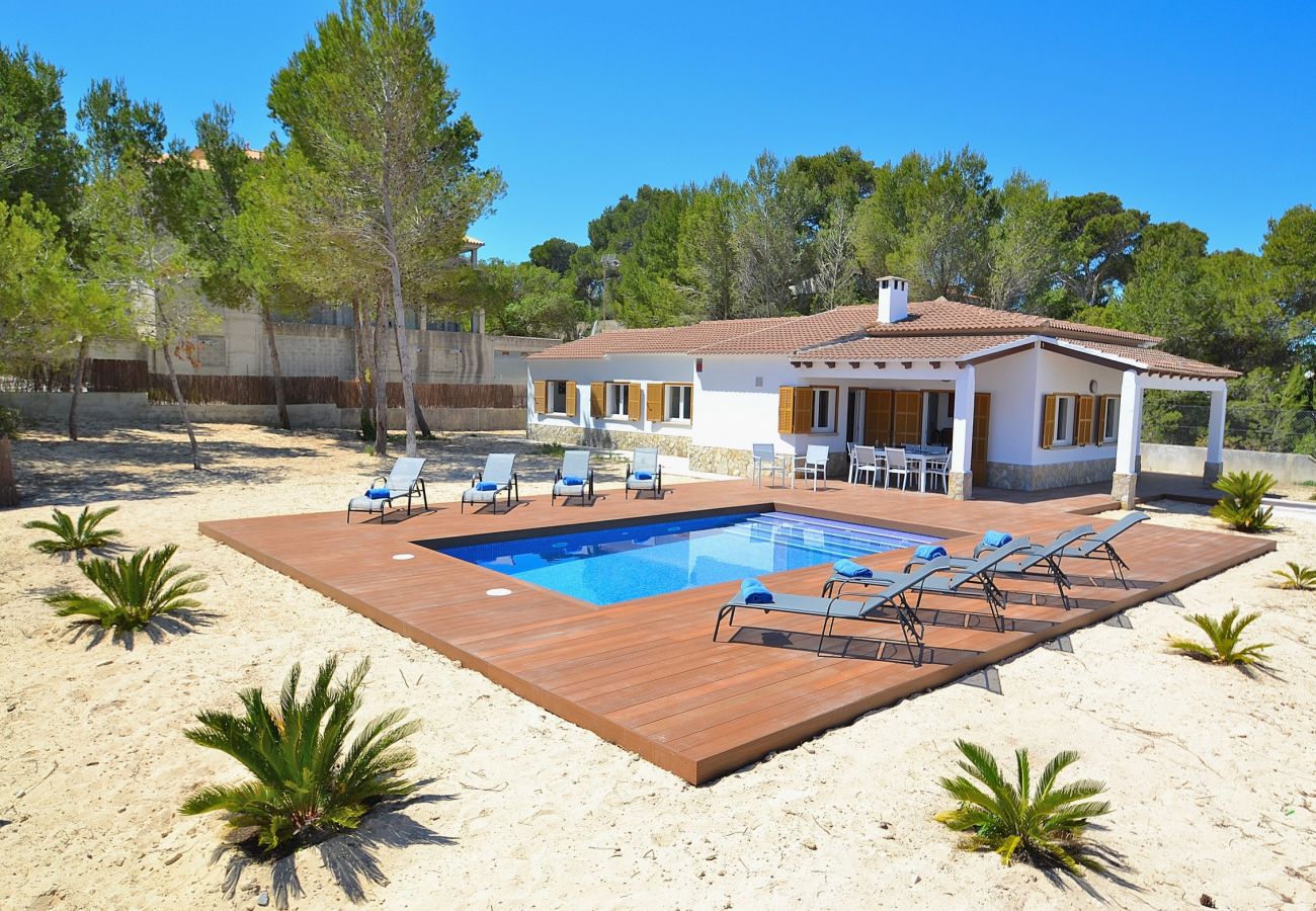 From 100 € per day you can rent your finca in Mallorca from private