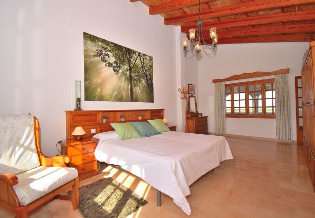 Country house in Petra - Son Perxa 216 traditional villa in nature with private pool, barbecue and WiFi