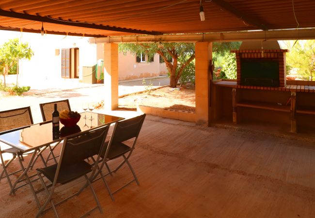 Country house in Campos - Can Olivaret 419 fantastic finca with private pool, terrace, barbecue and WiFi