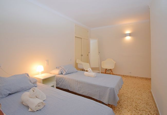 Apartment in Port d´Alcudia - Pins-Tugores 134 cosy flat in central location, balcony, air conditioning and WiFi