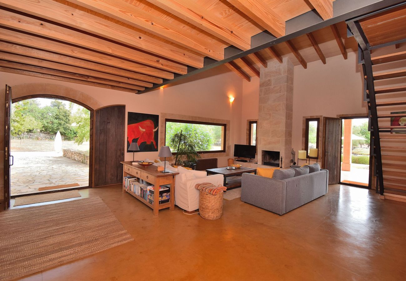 Country house in Muro - Super Comfortable Villa with pool, wifi, billiards and ping pong 019 Muro Casa Nuria