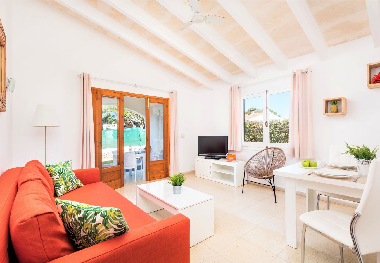 Apartment in Cala´n Blanes - Apt wiht air con in room. 