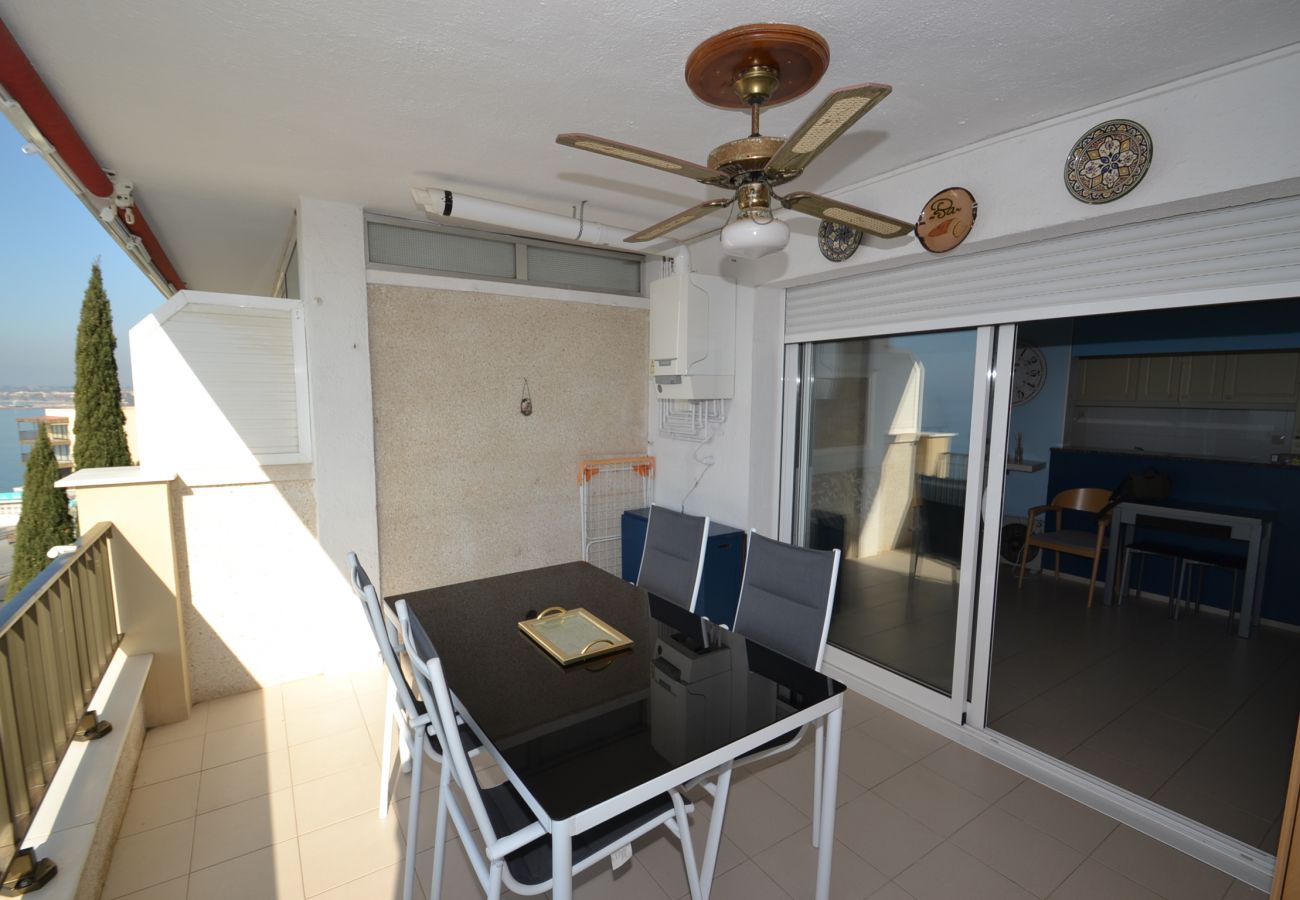 Apartment in Salou - Nautilus:Terrace sea view-260m Salou's beach-Free wifi,A/C,linen