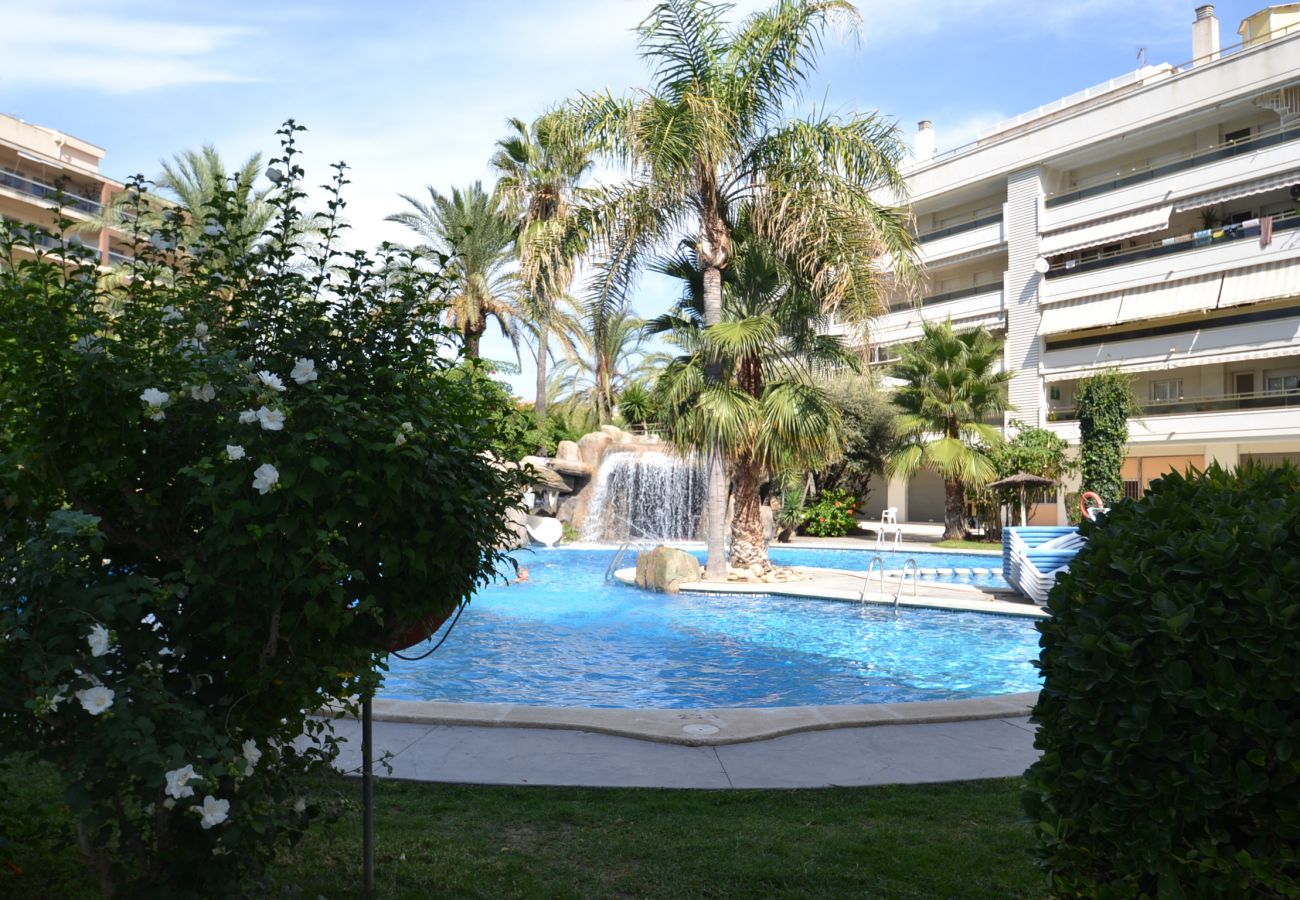Apartment in Salou - Jardines Family 6:Salou's center-Pools-Near beaches-A/C,Wifi,Linen included