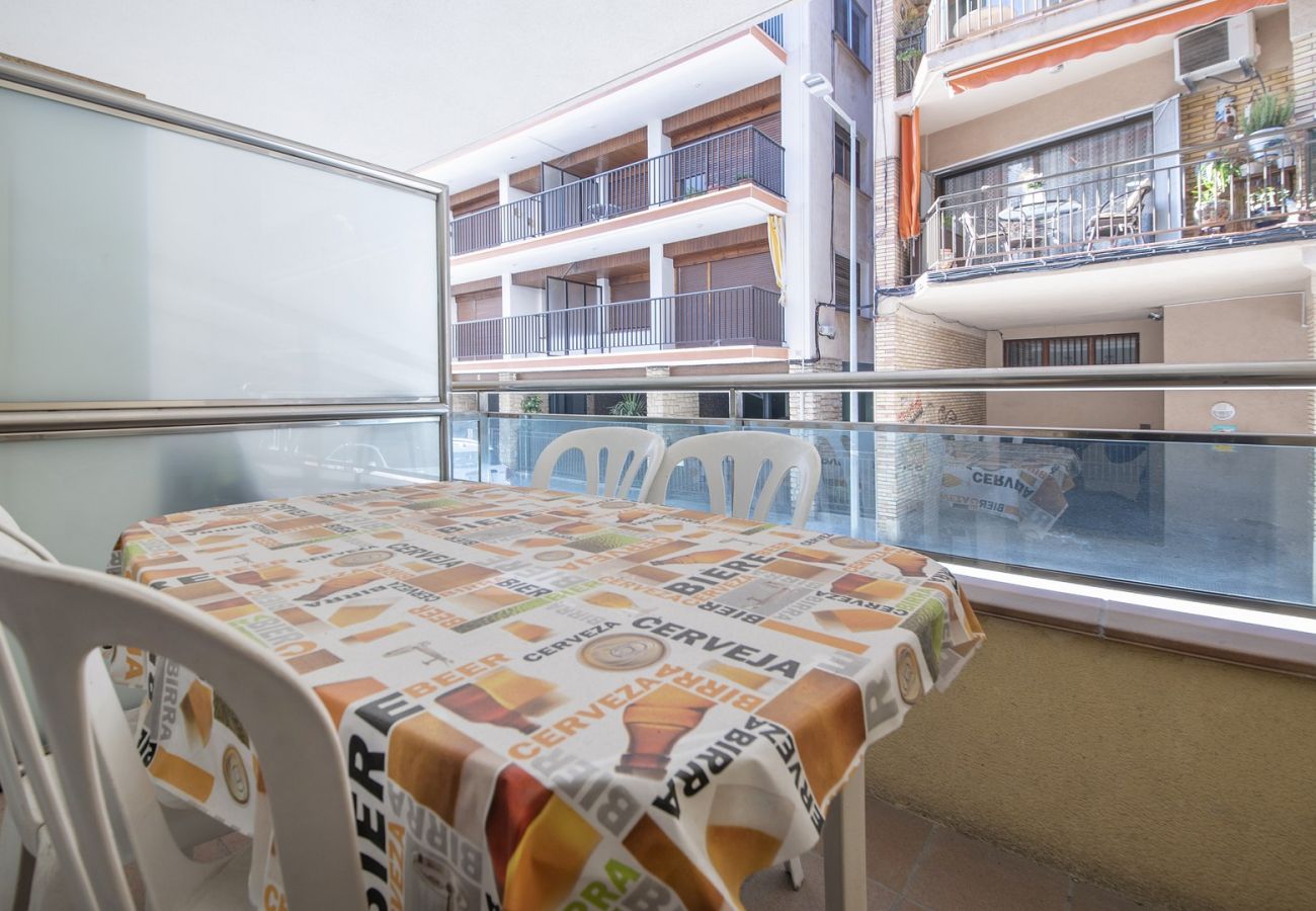 Apartment in Calafell - R95 Ground floor apartment 50 m from the beach