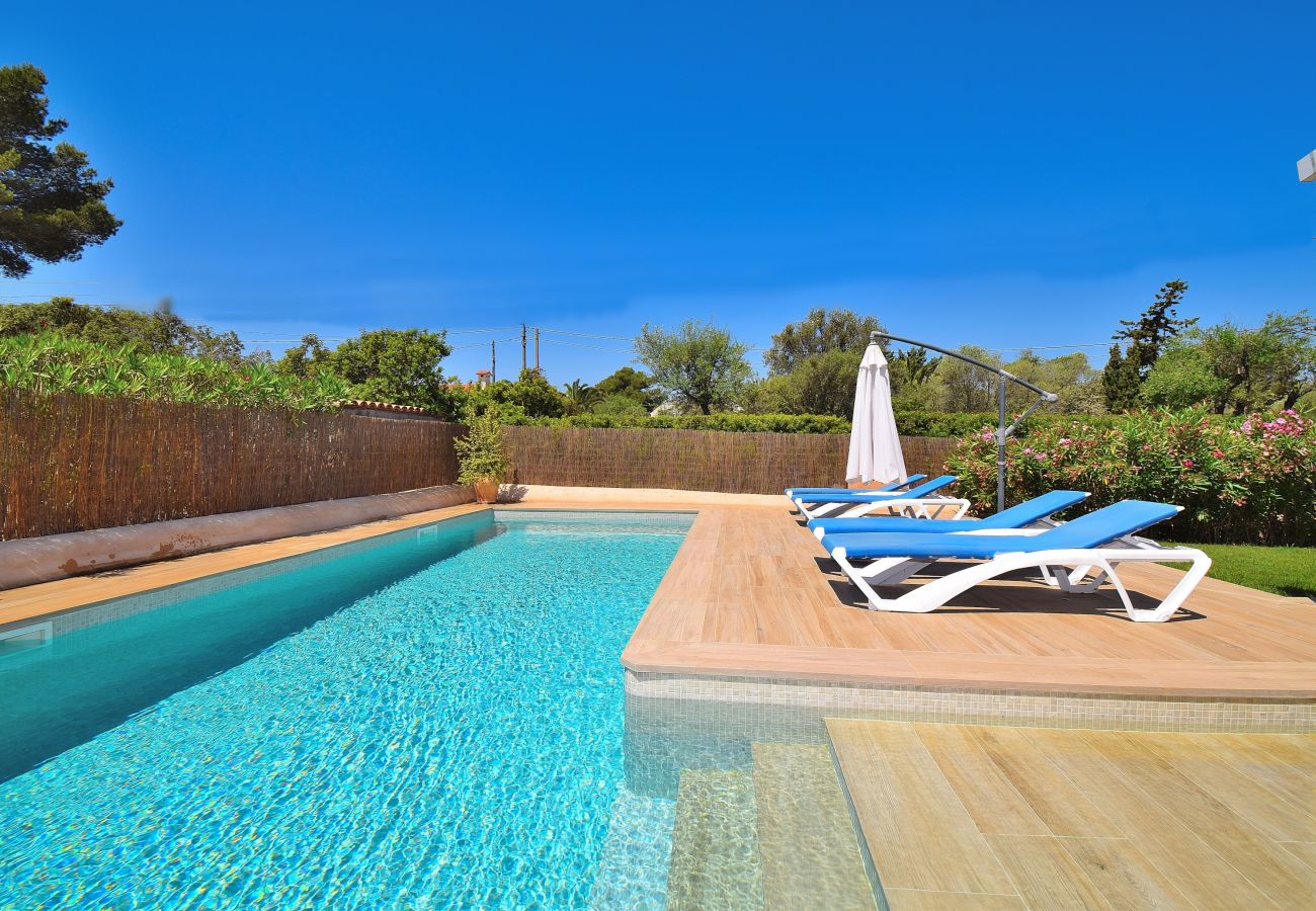 Country house in Cala Murada - Can Lluis 191 fantastic villa with swimming pool, terrace, barbecue and air conditioning