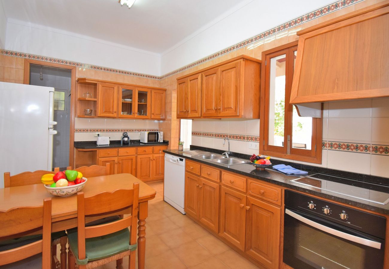 House in Sineu - Ca S'Escolà 175 traditional Mallorcan house with garden, large barbecue and WiFi