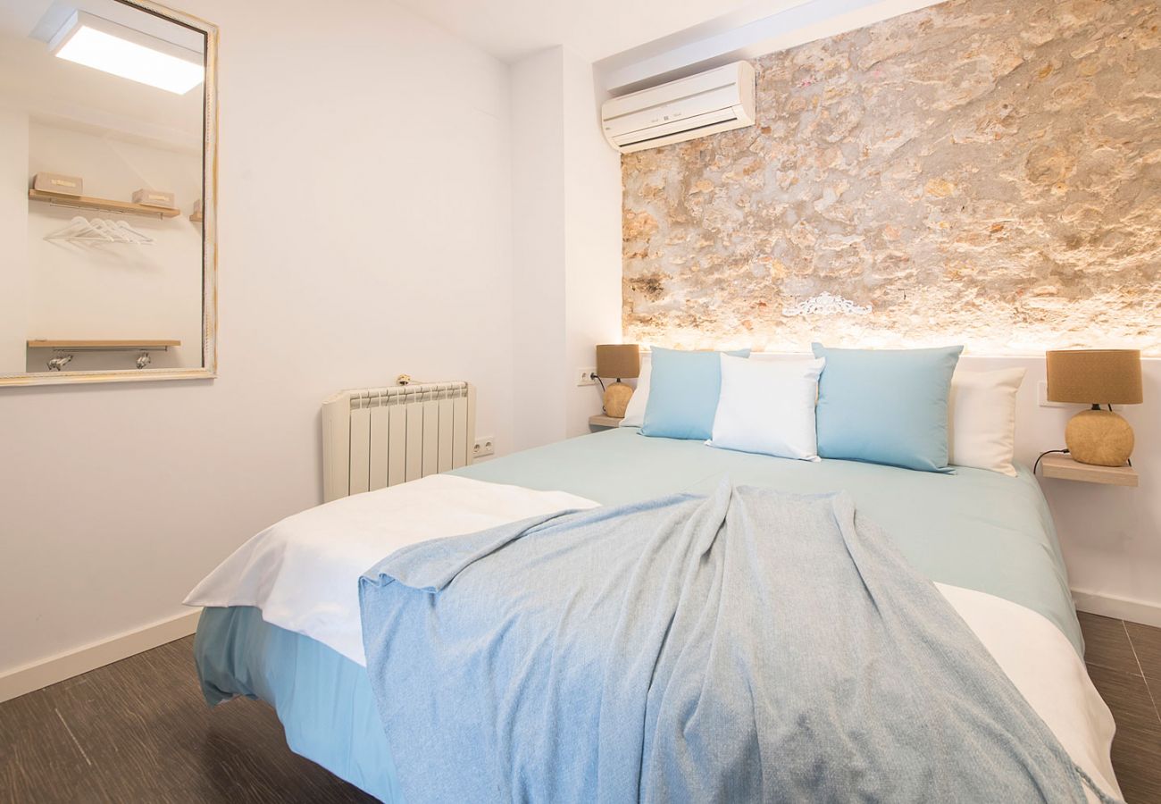 Townhouse in Tarragona - TH91 Magnificent 3 store loft with views to the Roman Circus