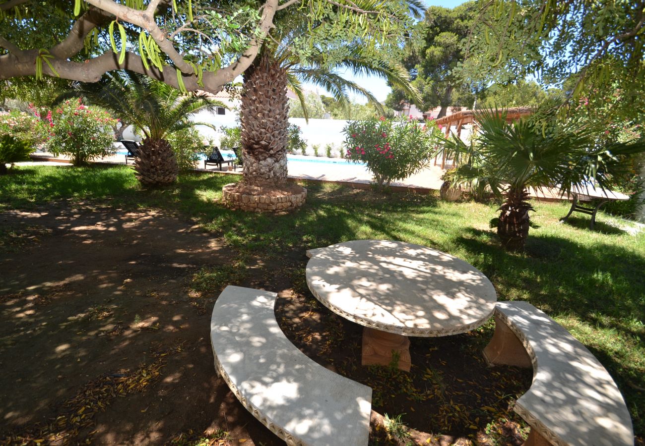 Villa in Miami Playa - VILLA GAIA: Large private pool and garden, barbecue, wifi