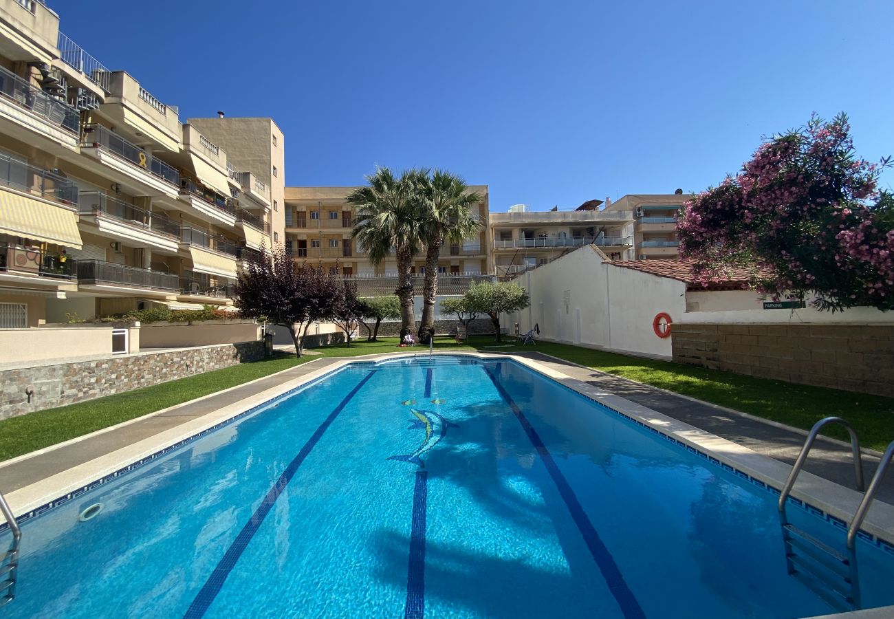 Apartment in Calafell - R128 Beach apartment with pool