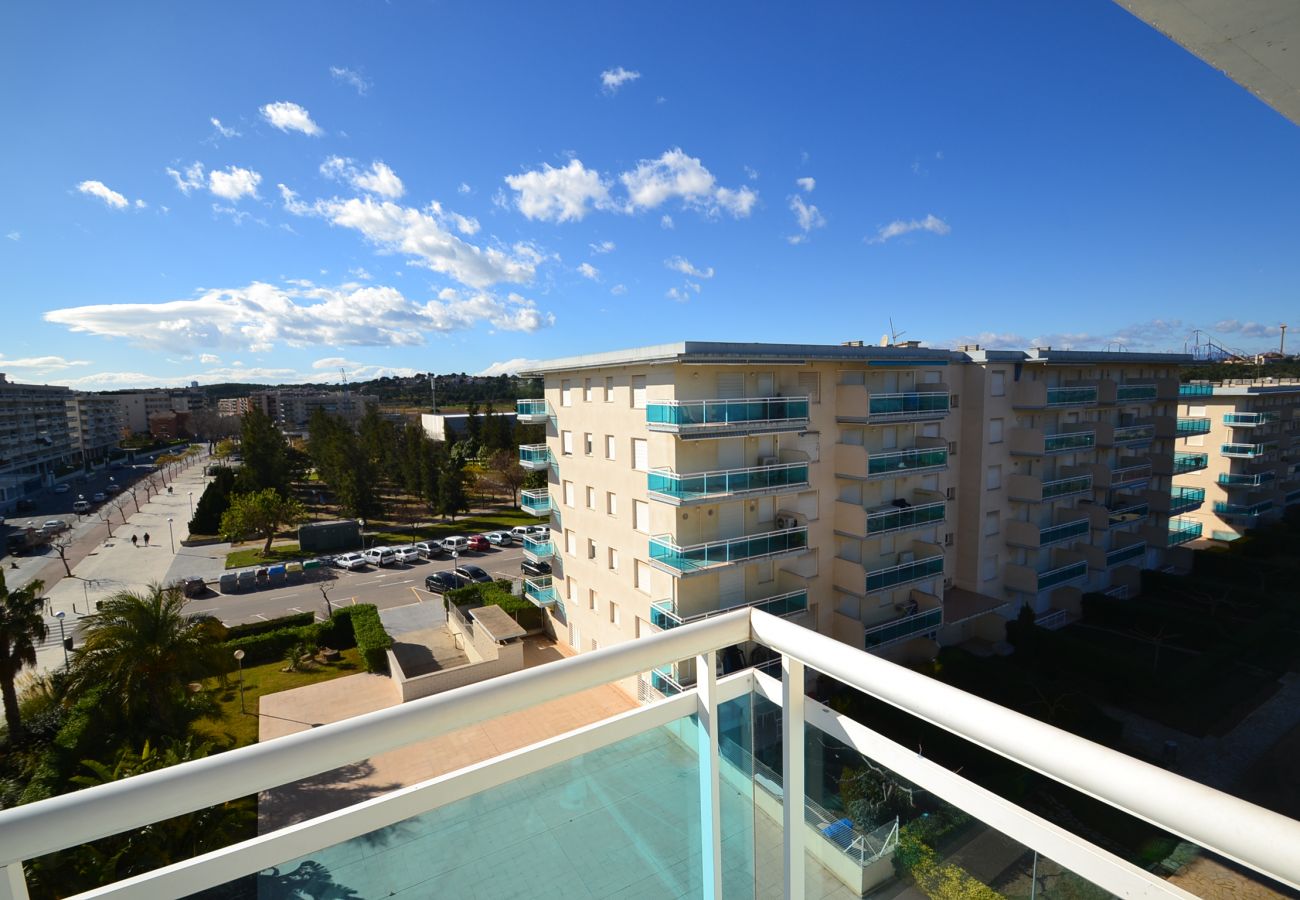 Appartement à La Pineda - Los Juncos A:20.000m2 jardin avec piscines,jeux,sports-Grande Terrasse-300m Plage