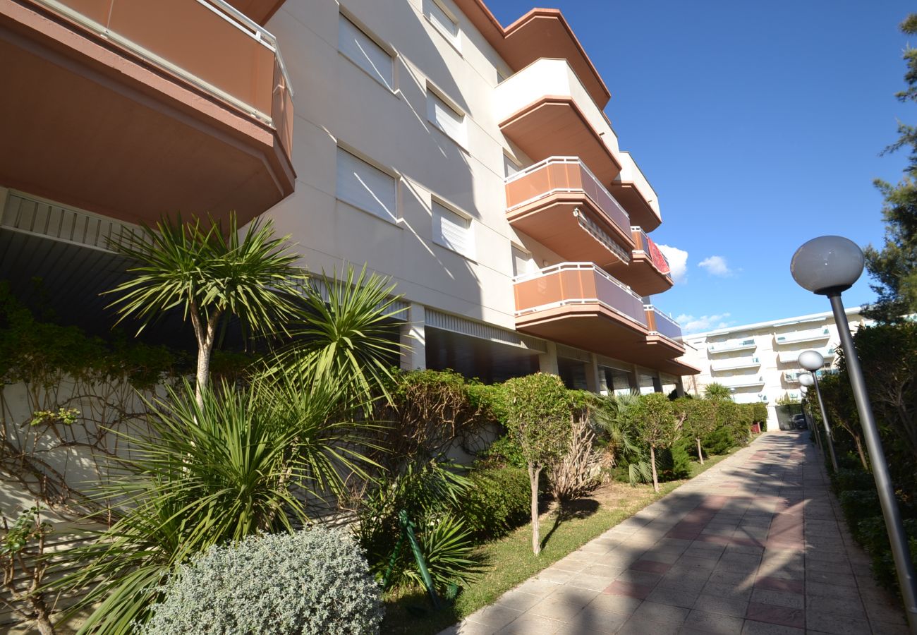 Appartement à La Pineda - Los Riscos E: 350m Plage et Centre La Pineda-Piscine,Jeux-Grande terrasse-Wifi et Linge inclus