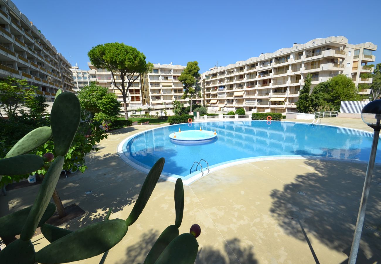 Appartement à Salou - Catalunya 40: Centre Salou-Grande terrasse-Proche plages-Piscines,sports,jeux-Wifi,linge inclus