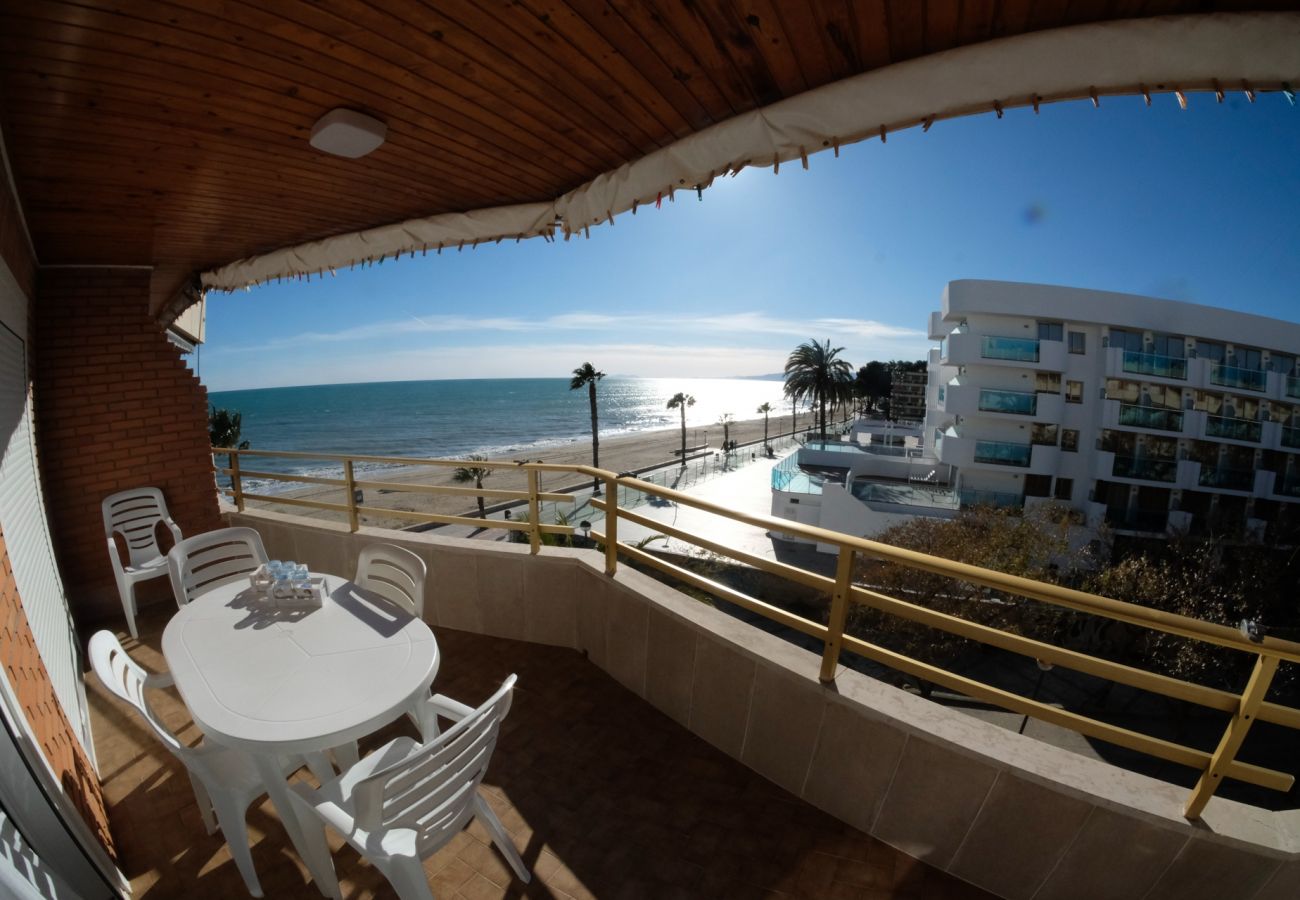 Appartement à Cambrils - Solirene T3: Terrasse vue mer-Piscine-Devant plage Cambrils Vilafortuny